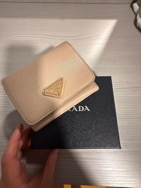 Prada Taupe Vitello Move Wallet